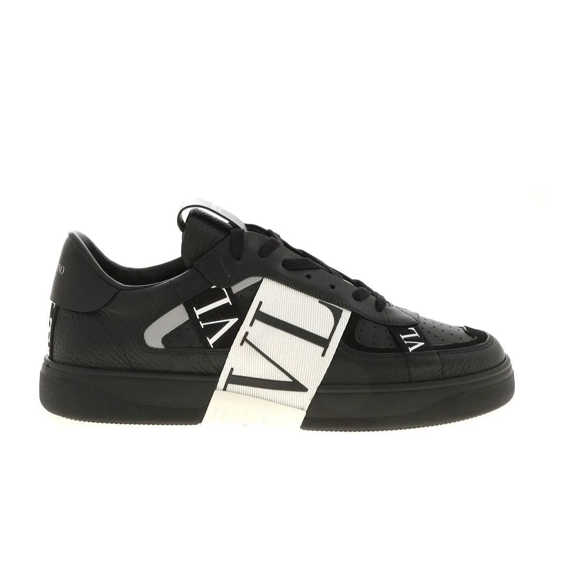 Valentino Garavani Black Sneakers Vl7n