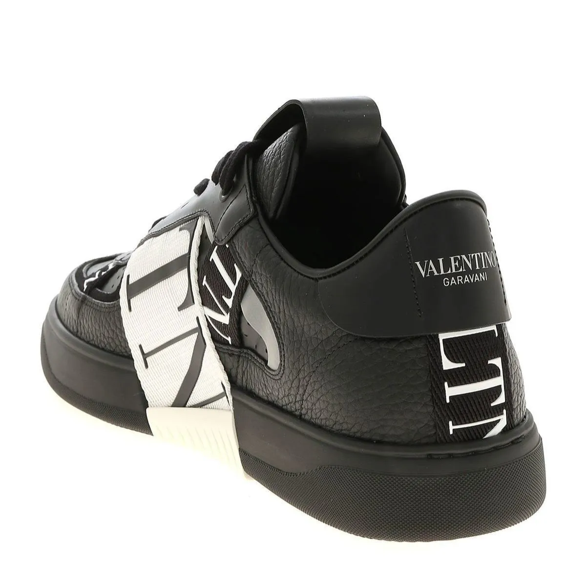Valentino Garavani Black Sneakers Vl7n